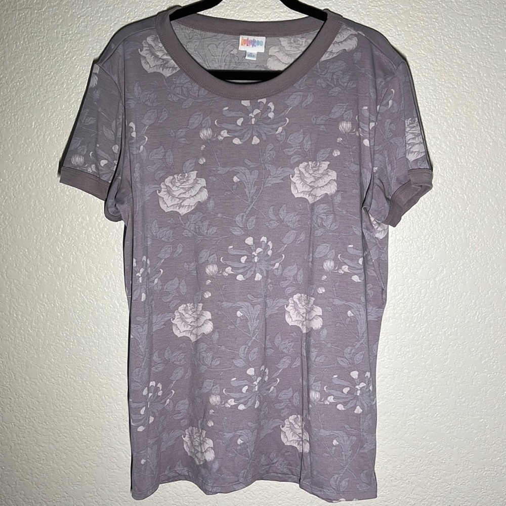 Lularoe Liv T-Shirt